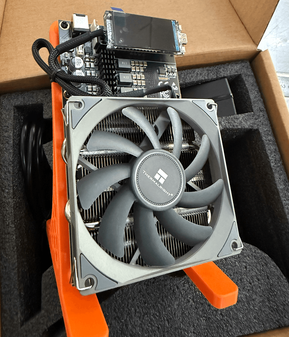 NerdMiner NerdQaxe++ 4.8Th 68W Bitcoin BTC Miner Open-sourced Solo Miner Lottery Miner Free Shipping